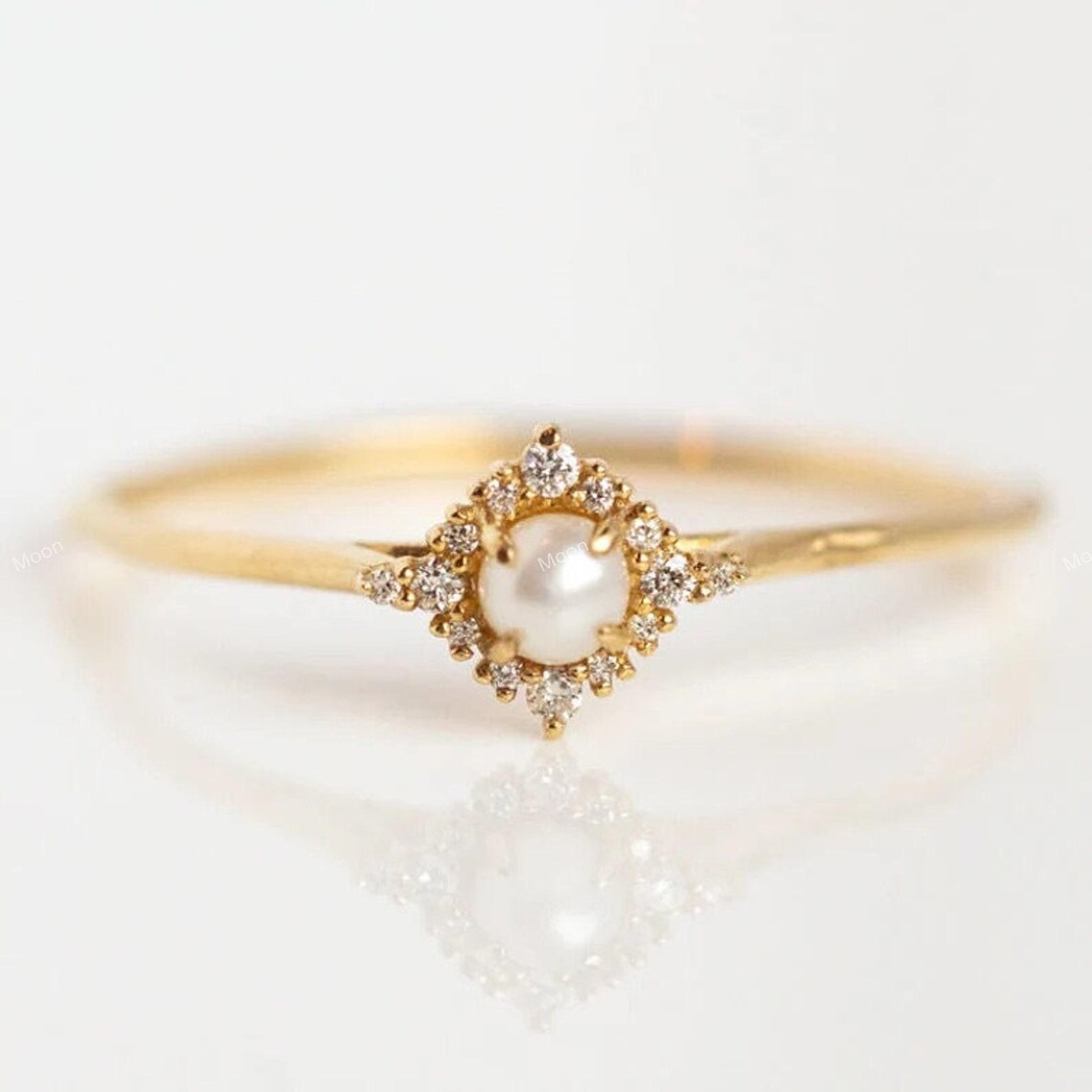 14k Gold Freshwater Diamond Pearl Ring
