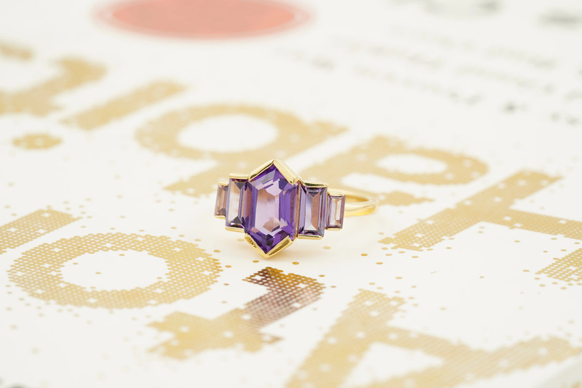 Birthstone ring - Born Beauty