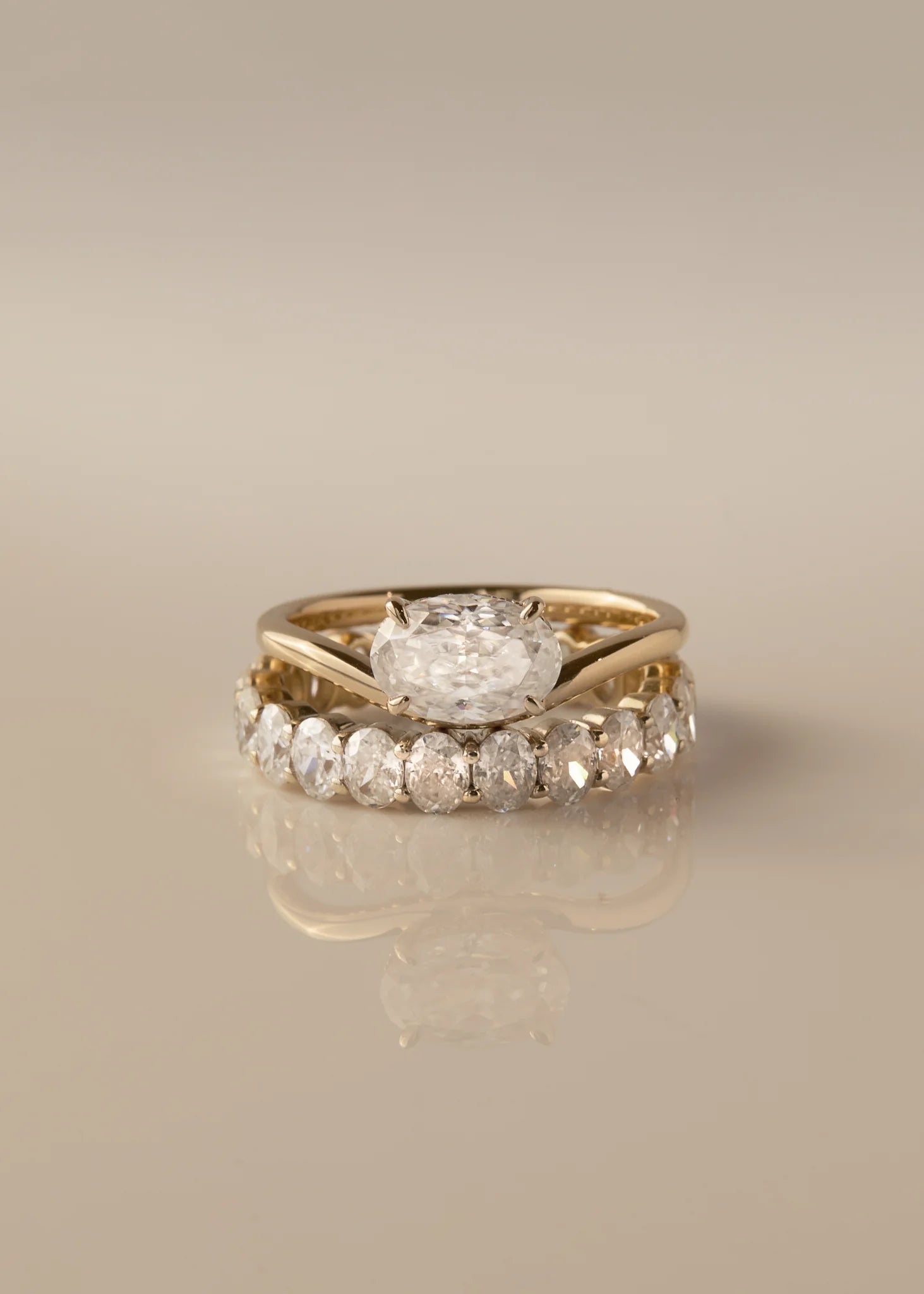 Pear Cut Moissanite Curved Solitaire Engagement Ring