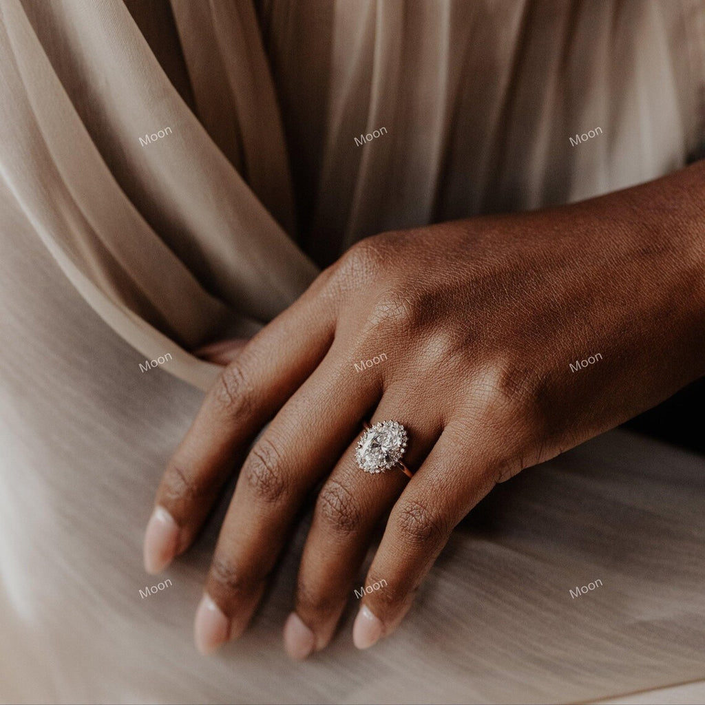 2.5ct Oval Halo Moissanite Engagement Ring